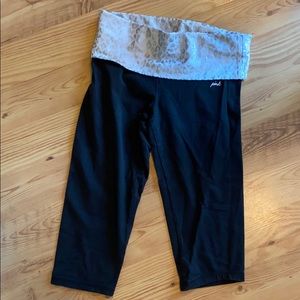VS PINK Crop Yoga Pants
